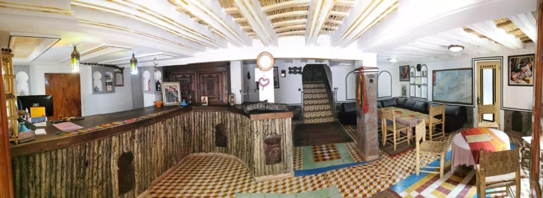 Auberge Des Peupliers Cafe Restaurant Akhendachou n'Ait Ouffi Dış mekan fotoğraf