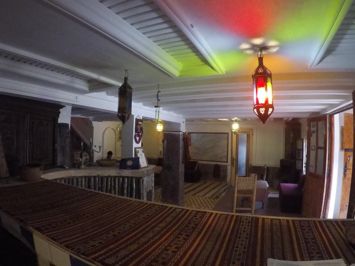 Auberge Des Peupliers Cafe Restaurant Akhendachou n'Ait Ouffi Dış mekan fotoğraf